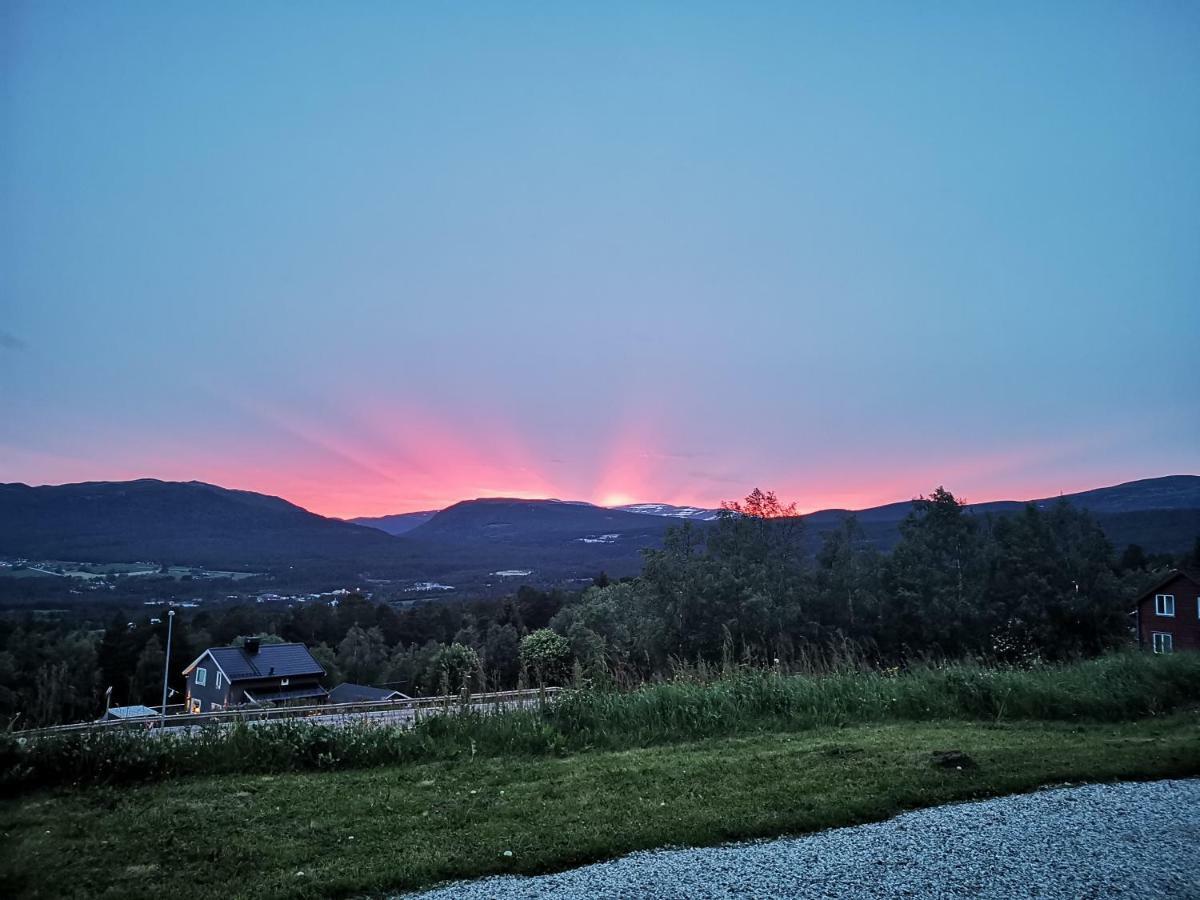 Dombas Gjestehus Luaran gambar
